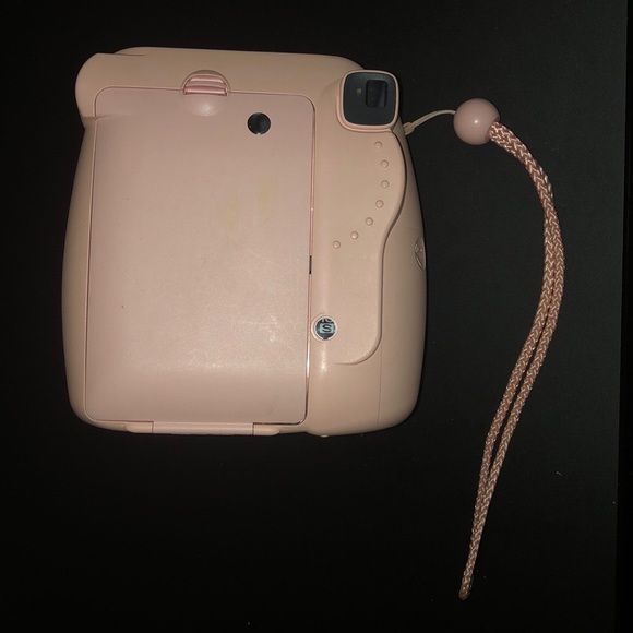 Pink Fujifilm Instax Mini 8 - Picture 4 of 6